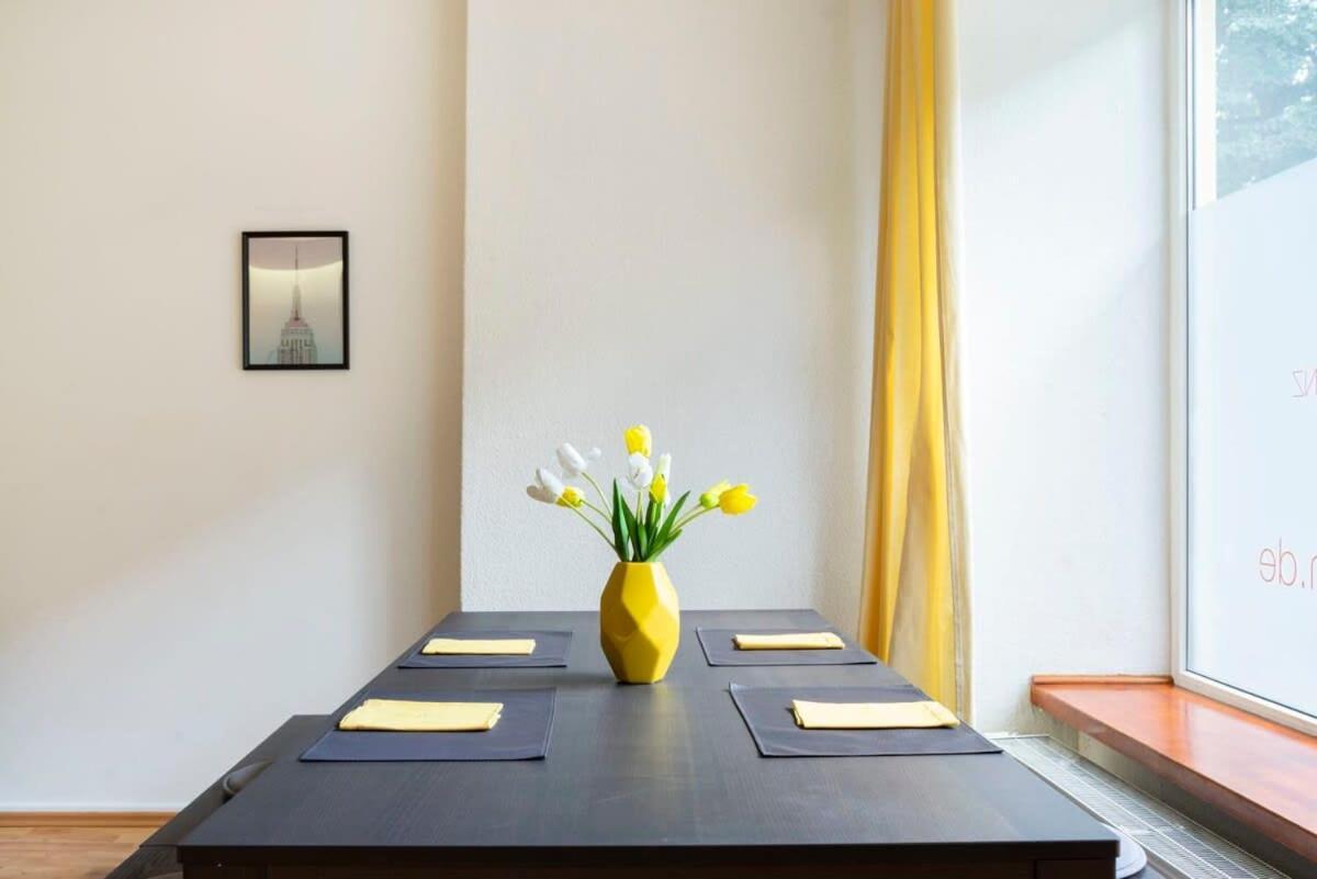 Appartamento One Bedroom Neukoelln Berlino