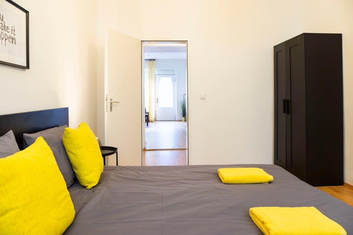One Bedroom Neukoelln Berlino